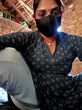 Snapshot of haymona chatting on November 3, 2025, 6:25 am haymona online show from November 3, 2025, 6:25 am