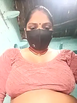 Snapshot of haymona chatting on February 20, 2026, 7:21 am haymona online show from February 20, 2026, 7:21 am