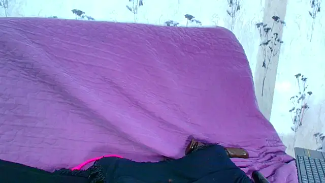 Mia candy 0 online show from February 10, 2025, 3:10 pm