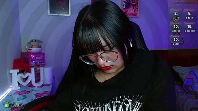 Miss scarllet  online show from December 16, 2024, 4:16 pm