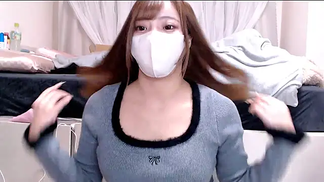  chanMOMO  online show from February 2, 2025, 10:13 am