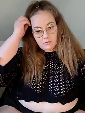  Julie x online show from September 20, 2025, 11:22 am