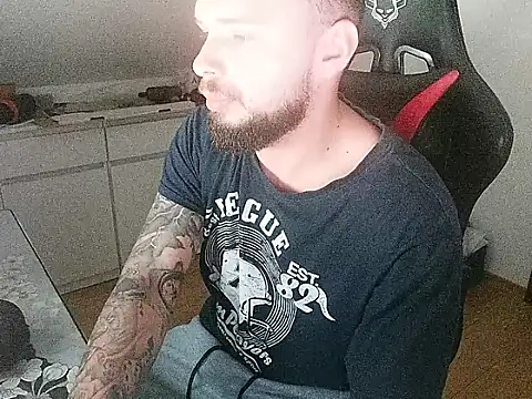 prezydentcam online show from April 9, 2026, 4:34 pm