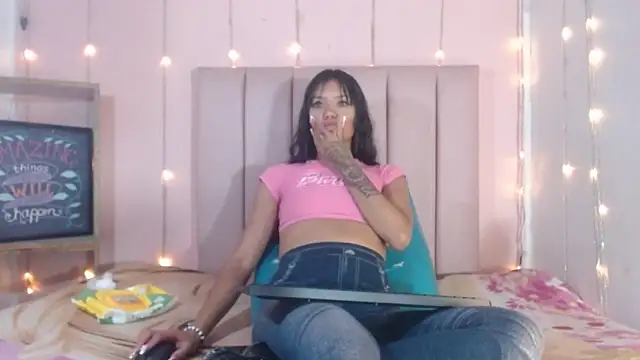 camilawilliams707rs online show from April 18, 2026, 2:04 am