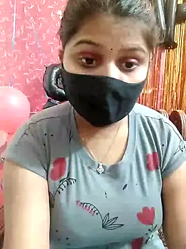 Snapshot of Hotty-simran chatting on February 14, 2025, 4:26 am Hotty-simran online show from February 14, 2025, 4:26 am