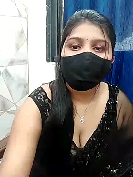 Snapshot of Hotty-simran chatting on February 17, 2025, 10:07 am Hotty-simran online show from February 17, 2025, 10:07 am