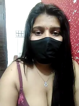Snapshot of Hotty-simran chatting on March 3, 2025, 11:00 am Hotty-simran online show from March 3, 2025, 11:00 am