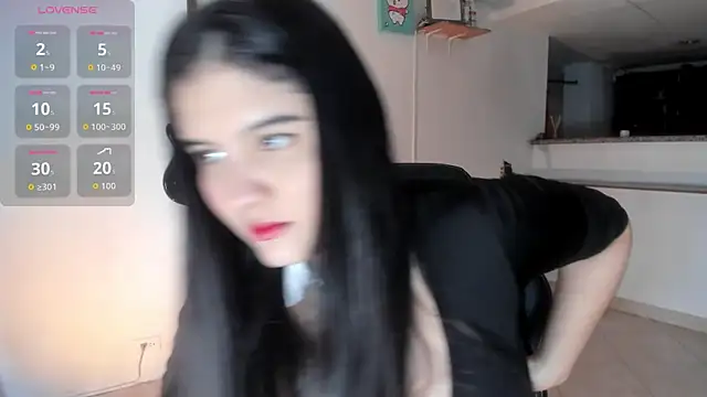 lilpervertgirl online show from November 5, 2025, 6:02 am