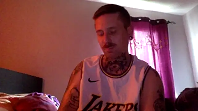 Snapshot of Schabernack1990 chatting on November 1, 2025, 7:43 am Schabernack1990 online show from November 1, 2025, 7:43 am