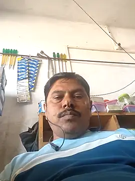 Srmotrs online show from December 3, 2025, 6:32 am