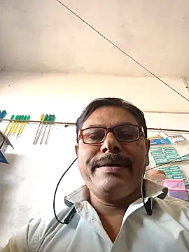 Srmotrs online show from February 5, 2026, 6:29 am