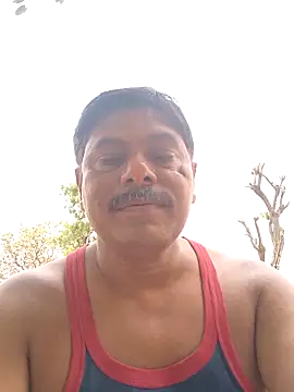 Srmotrs online show from April 26, 2026, 7:17 am