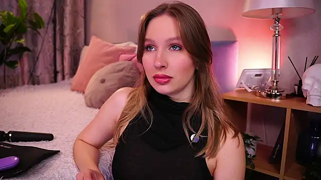 AnnLevine online show from November 4, 2025, 1:54 pm