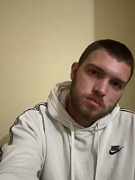 Snapshot of Franso13 chatting on December 13, 2025, 10:04 pm Franso13 online show from December 13, 2025, 10:04 pm