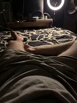 bisexualboy05 online show from February 11, 2026, 8:25 pm