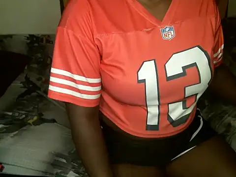 Snapshot of Blackqueen341 chatting on May 20, 2026, 5:24 am Blackqueen341 online show from May 20, 2026, 5:24 am