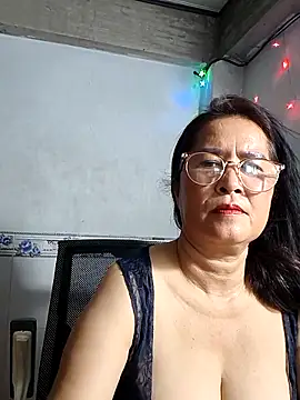 phnz online show from December 5, 2025, 1:20 pm