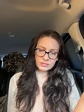 BeautifulMesss online show from October 26, 2025, 3:07 pm