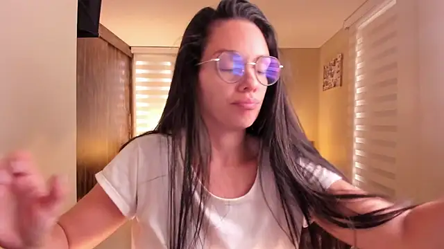 anabel 025 online show from March 18, 2025, 12:36 pm