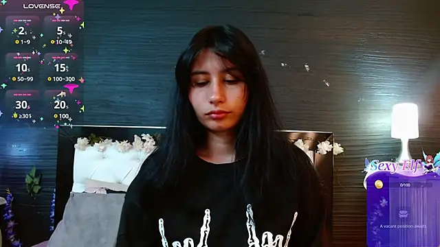 NayeCloud online show from March 13, 2025, 3:44 am