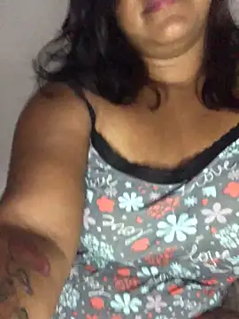 Snapshot of lollitta-33677 chatting on March 5, 2025, 6:54 am lollitta-33677 online show from March 5, 2025, 6:54 am