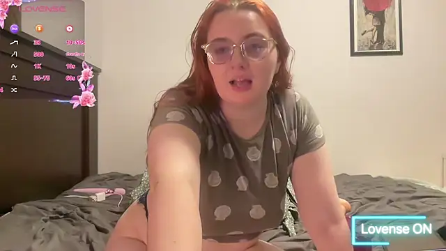 Snapshot of abbi-willow chatting on November 10, 2025, 10:20 pm abbi-willow online show from November 10, 2025, 10:20 pm