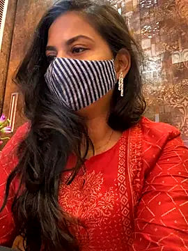 Snapshot of HaaniKaur chatting on October 14, 2025, 7:09 am HaaniKaur online show from October 14, 2025, 7:09 am