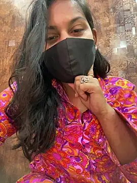 HaaniKaur online show from February 2, 2026, 8:35 am