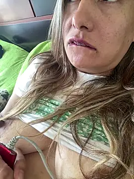 Snapshot of xLadyScarlettx chatting on January 11, 2025, 4:06 am xLadyScarlettx online show from January 11, 2025, 4:06 am