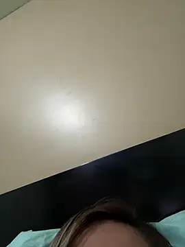 Snapshot of xLadyScarlettx chatting on February 3, 2025, 5:40 am xLadyScarlettx online show from February 3, 2025, 5:40 am