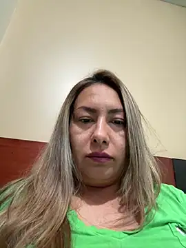 Snapshot of xLadyScarlettx chatting on February 13, 2025, 1:19 am xLadyScarlettx online show from February 13, 2025, 1:19 am