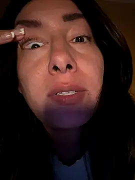 Snapshot of xLadyScarlettx chatting on September 16, 2025, 4:35 am xLadyScarlettx online show from September 16, 2025, 4:35 am