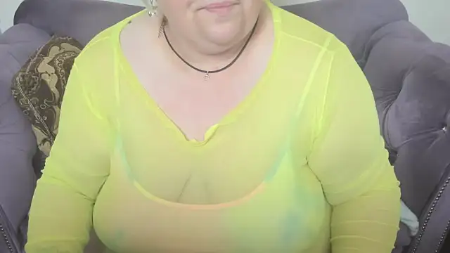 fashiona online show from February 15, 2026, 12:51 am