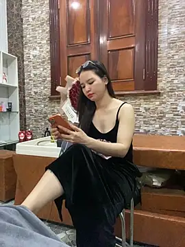 Snapshot of LiLi-Kirix99 chatting on May 30, 2026, 7:55 pm LiLi-Kirix99 online show from May 30, 2026, 7:55 pm