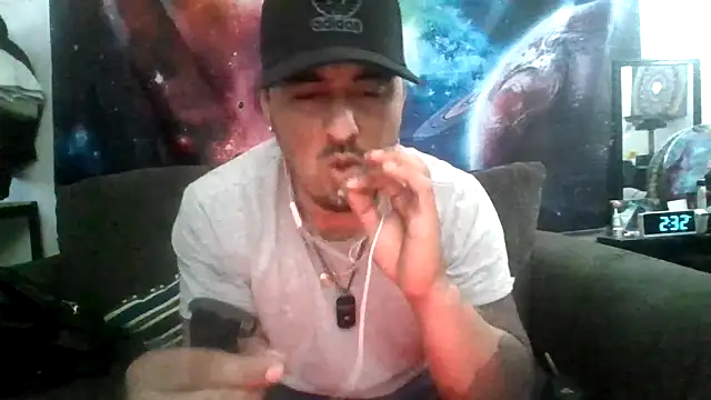Antoniothedon online show from April 27, 2026, 9:35 pm
