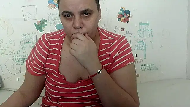 Snapshot of VixenBya chatting on September 28, 2025, 7:14 am VixenBya online show from September 28, 2025, 7:14 am