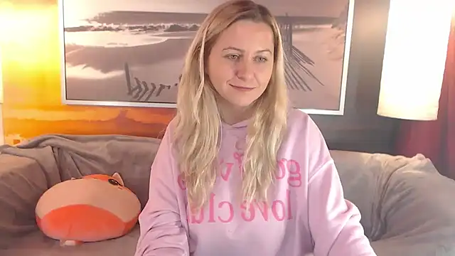 BigBoobsARRI online show from December 18, 2024, 11:08 pm