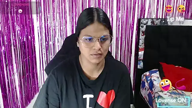 Snapshot of SweetAlmaa chatting on March 2, 2026, 10:22 am SweetAlmaa online show from March 2, 2026, 10:22 am