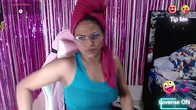 Snapshot of SweetAlmaa chatting on March 29, 2026, 10:10 pm SweetAlmaa online show from March 29, 2026, 10:10 pm