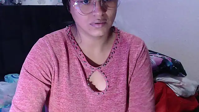 Snapshot of SweetAlmaa chatting on April 13, 2026, 10:10 am SweetAlmaa online show from April 13, 2026, 10:10 am