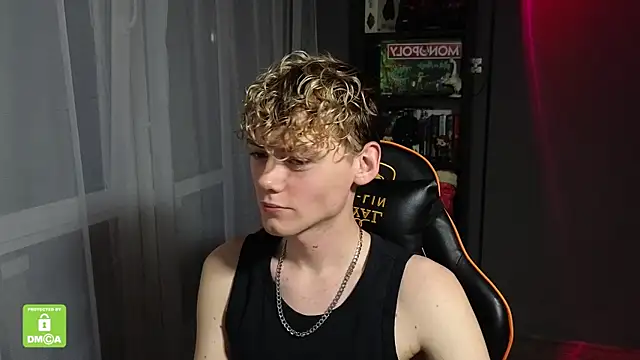 Keytaro online show from October 24, 2025, 1:13 am