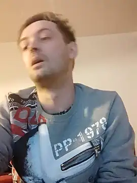 istiaqua90 online show from December 8, 2024, 8:15 pm