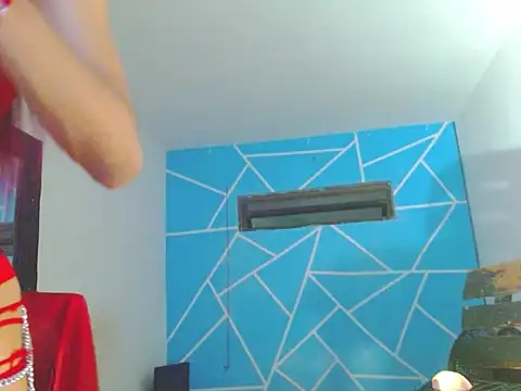 Snapshot of aranza_ts chatting on February 6, 2026, 8:07 am aranza ts online show from February 6, 2026, 8:07 am