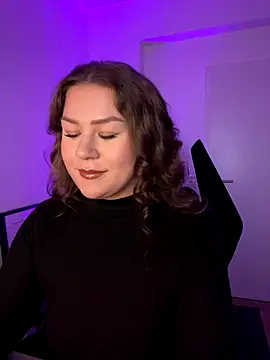 Snapshot of Fancy-Francy chatting on December 18, 2025, 3:40 pm Fancy-Francy online show from December 18, 2025, 3:40 pm