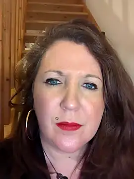 Snapshot of Candy-Desire chatting on February 15, 2025, 8:22 pm Candy-Desire online show from February 15, 2025, 8:22 pm