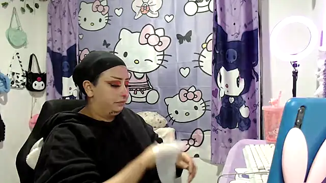 lussyevans24 online show from November 26, 2025, 5:52 am