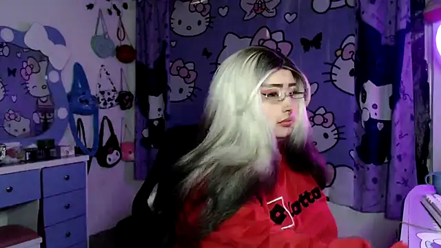 lussyevans24 online show from March 12, 2026, 2:39 am