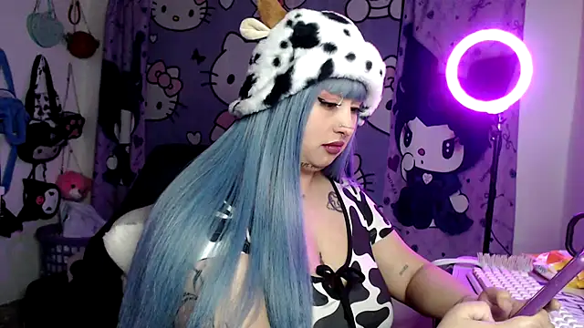 Snapshot of lussyevans24 chatting on June 5, 2026, 4:19 am lussyevans24 online show from June 5, 2026, 4:19 am