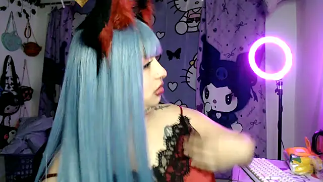 Snapshot of lussyevans24 chatting on June 25, 2026, 5:12 am lussyevans24 online show from June 25, 2026, 5:12 am