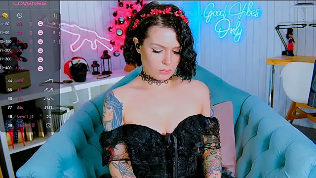 Snapshot of My_toys_pink chatting on January 12, 2025, 10:12 pm My toys pink online show from January 12, 2025, 10:12 pm